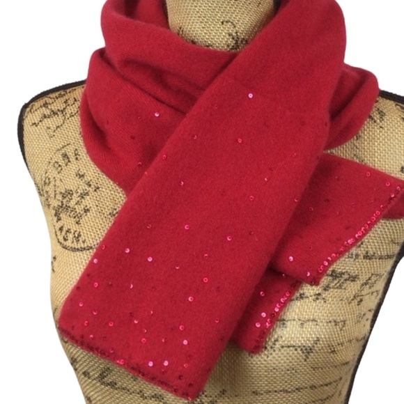 Jones New York Cashmere Scarf Red Embellished - Picture 3 of 10